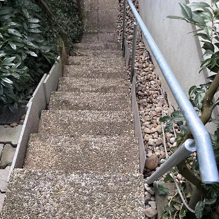 Doppelzimmer In Stuttgart-birkach - Naehe Musicals Im Si-zentrum, Messe, Flughafen, Uni Hohenheim