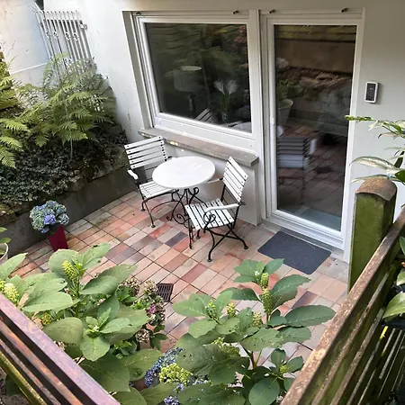 Apartment Doppelzimmer In Stuttgart-birkach - Nähe Musicals Im Si-zentrum, Messe, Flughafen, Uni Hohenheim